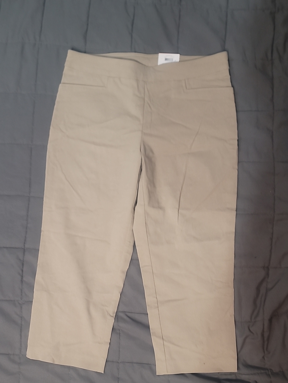 Time and Tru Women's Khaki Cropped Straight-Leg Pants